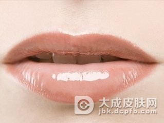 口腔白斑病的病因是什么
