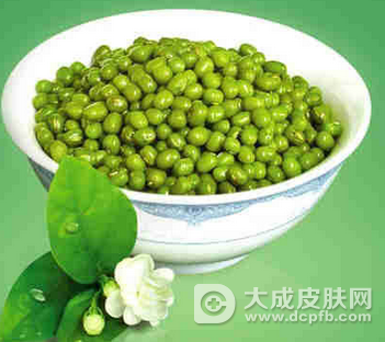 女人皮肤粗糙吃什么好 三种食疗方法