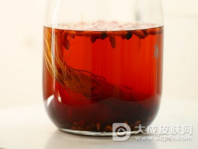 四川省青川县一男士饮用泡酒皮肤过敏 获赔万元