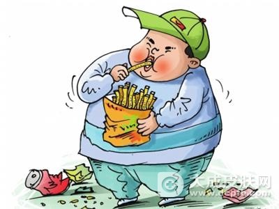 暴饮暴食竟然会导致荨麻疹的出现