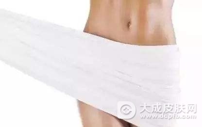 外阴白斑的症状及治疗