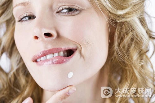 下巴上老是长到底是怎么回事