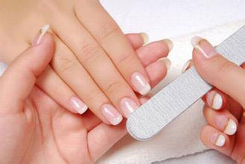 灰指甲的诊断依据及护理方法 