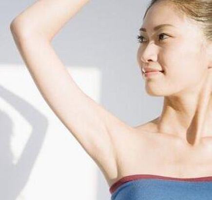 为什么有些人有狐臭